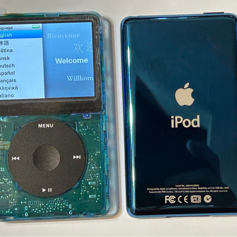 Apple iPod Classic 7th generation 256gb in Transparent Sky Blue mega battery